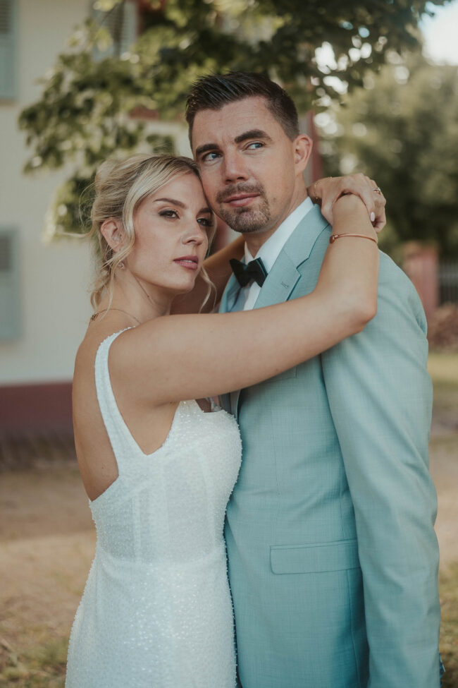 Hochzeitsbild mit Braut und Bräutigam